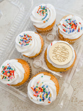 Load image into Gallery viewer, Mirrored gold cupcake medallions - Happy Ramadan