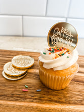 Load image into Gallery viewer, Mirrored gold cupcake medallions - Happy Ramadan
